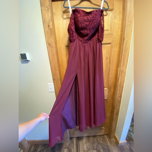 JJ’s House Carbarnet Bridesmaid Dress! - Picture 9 of 11